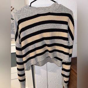 Streetwear Society cropped sweater small